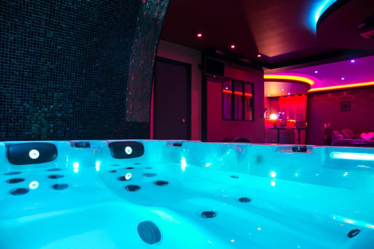 L'Insolite Spa Privatif "Suite Luxueuse-Jacuzzi" Toulouse Exteriér fotografie