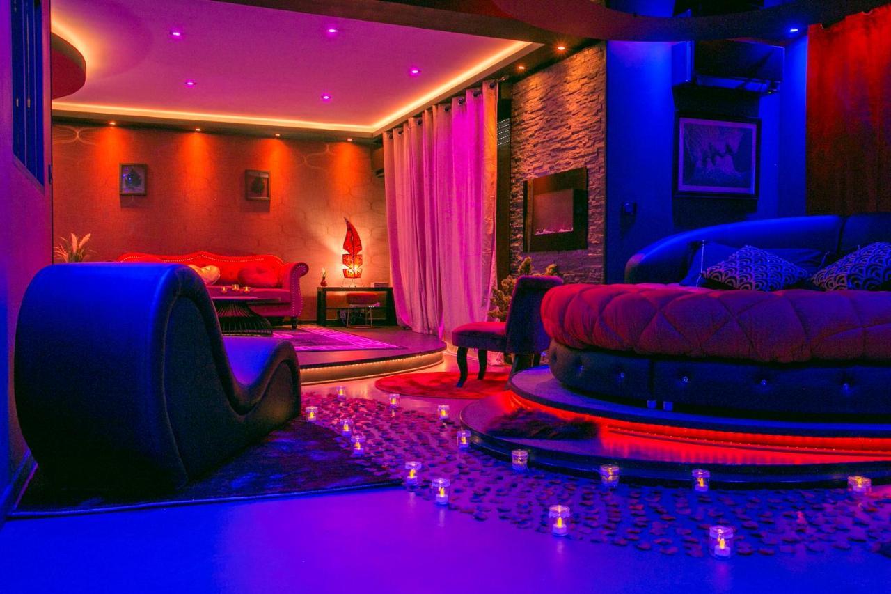 L'Insolite Spa Privatif "Suite Luxueuse-Jacuzzi" Toulouse Exteriér fotografie