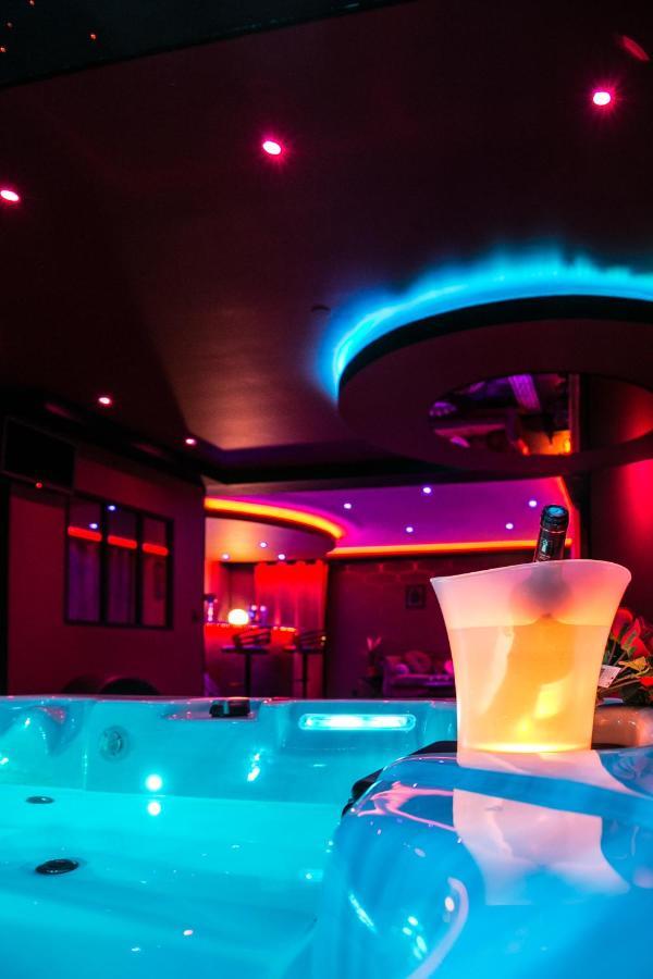 L'Insolite Spa Privatif "Suite Luxueuse-Jacuzzi" Toulouse Exteriér fotografie