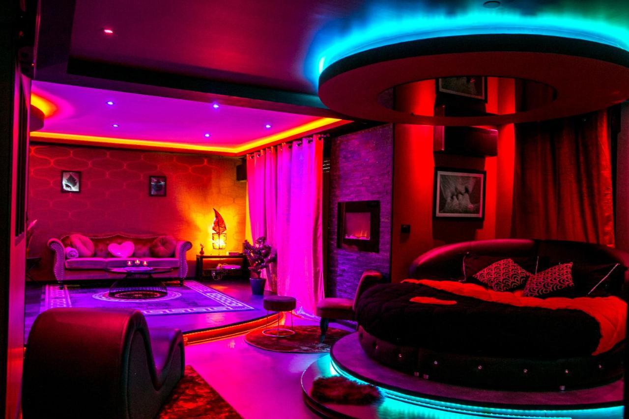 L'Insolite Spa Privatif "Suite Luxueuse-Jacuzzi" Toulouse Exteriér fotografie