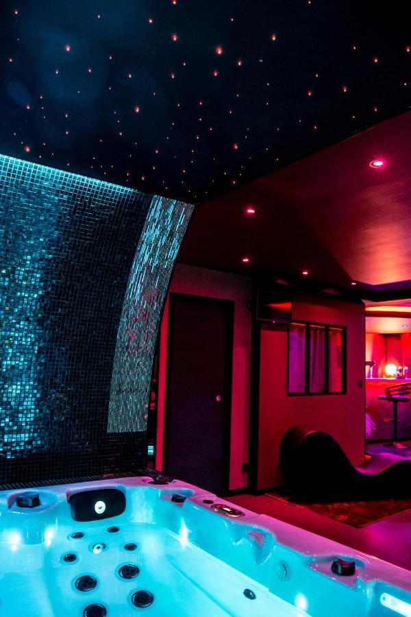 L'Insolite Spa Privatif "Suite Luxueuse-Jacuzzi" Toulouse Exteriér fotografie