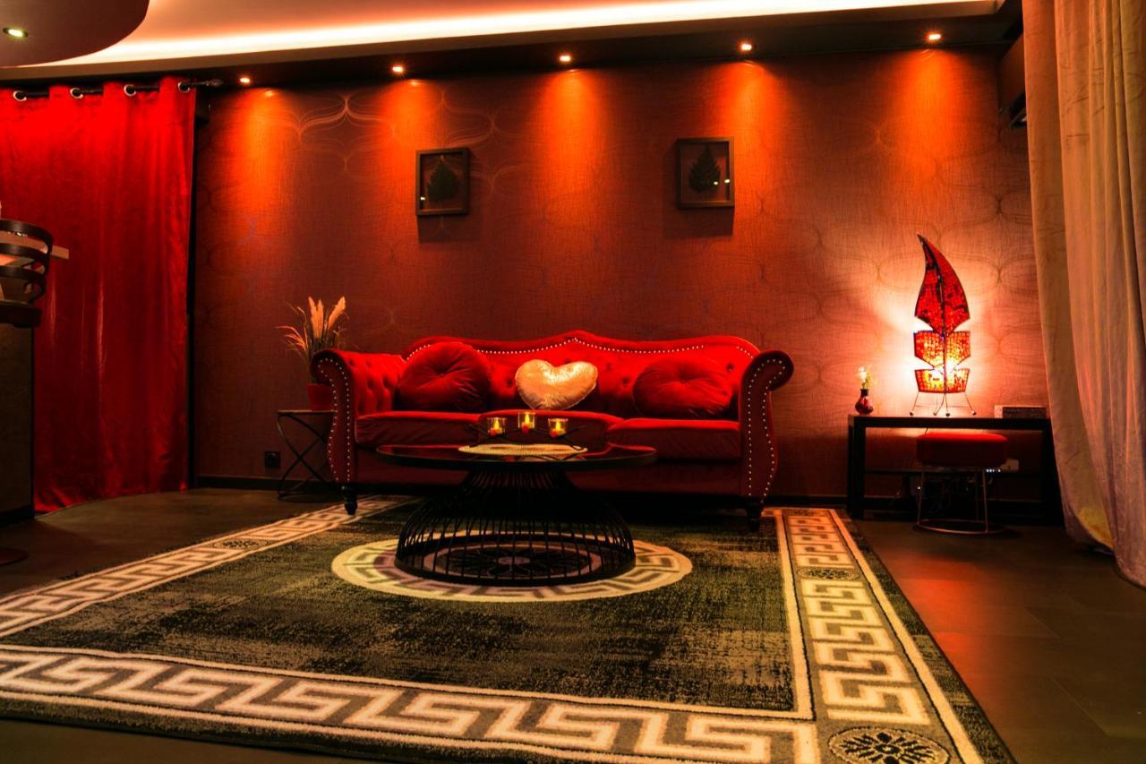 L'Insolite Spa Privatif "Suite Luxueuse-Jacuzzi" Toulouse Exteriér fotografie